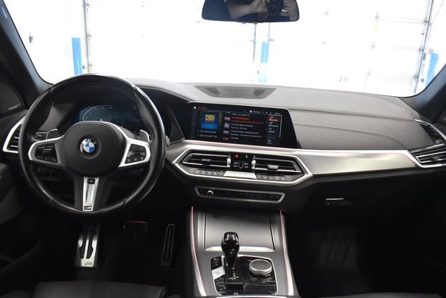Used 2023 BMW X5 xDrive40i w/ M Sport Package AWD/4WD image 5