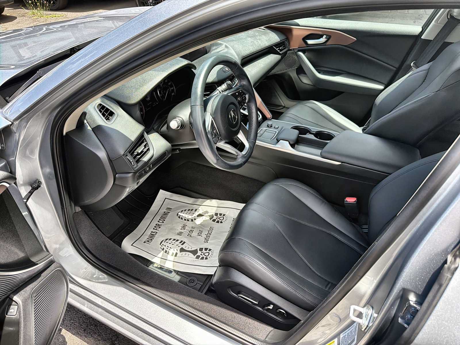 Used 2021 Acura TLX FWD image 11