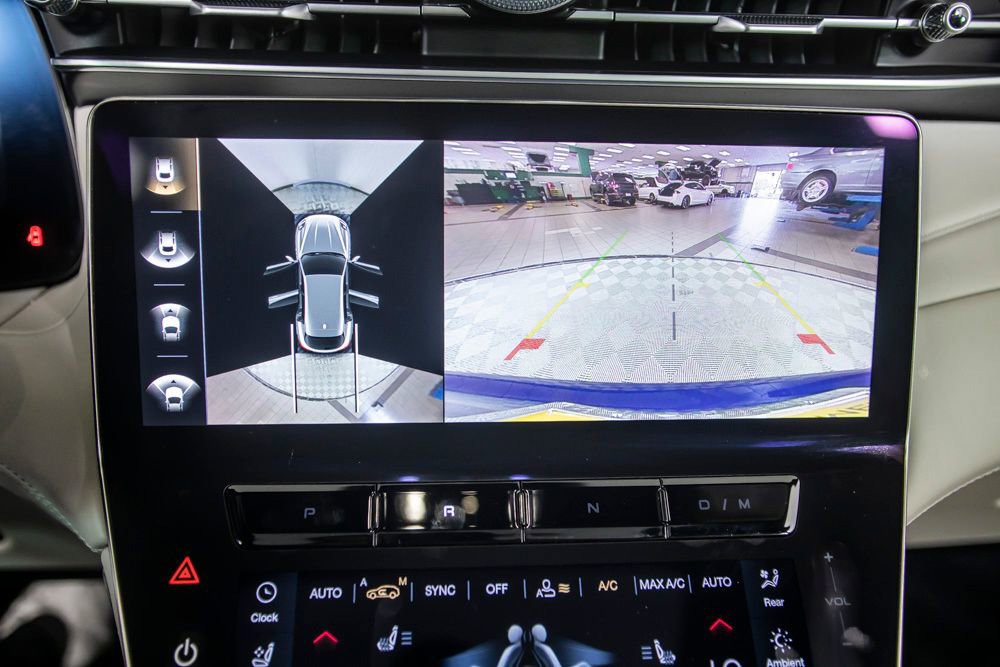 Used 2023 Maserati Grecale Modena image 32