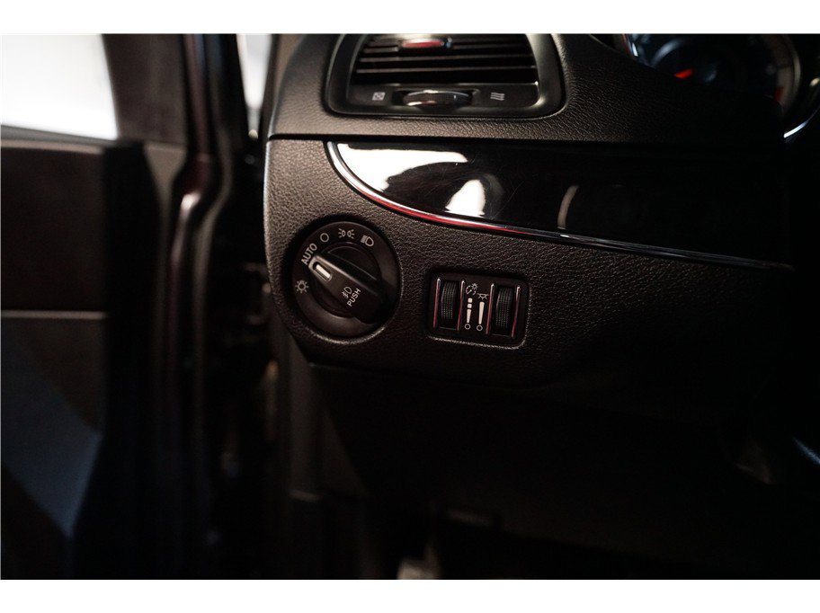 Used 2018 Dodge Grand Caravan GT image 17