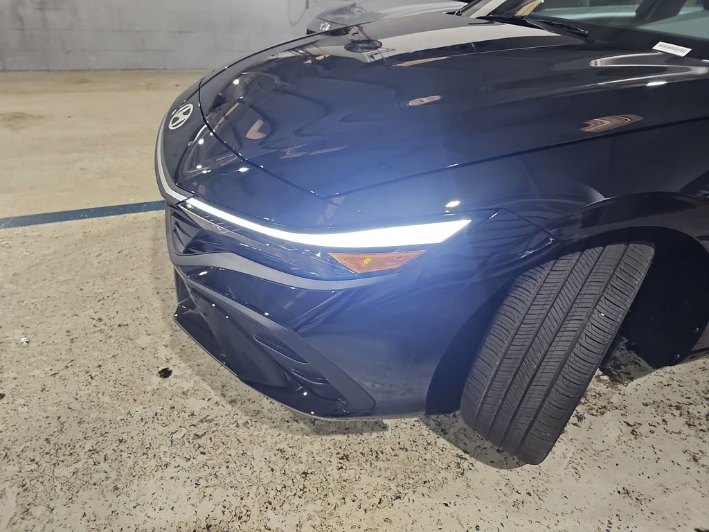 New 2026 Hyundai Elantra Sport image 33