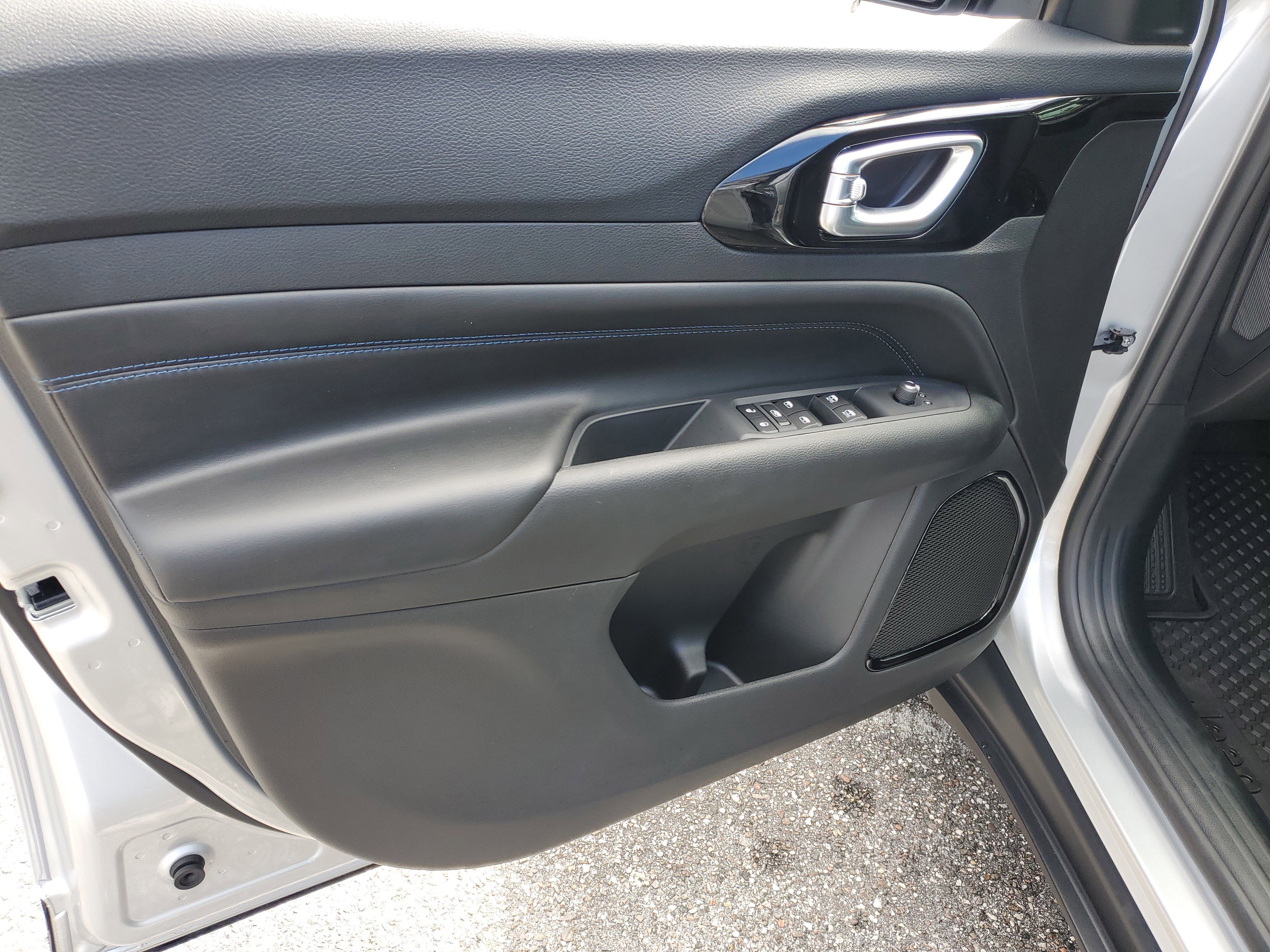 New 2026 Jeep Compass Latitude w/ Quick Order Package 29K image 13