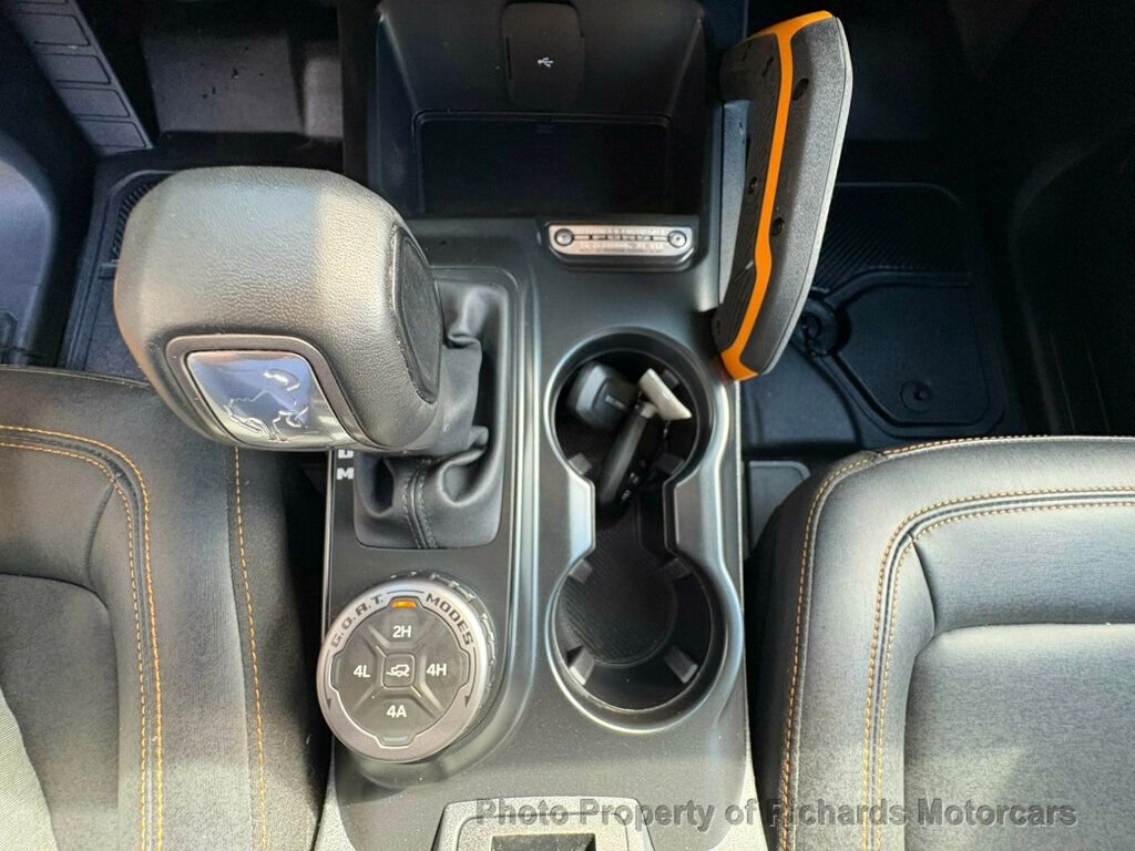 Used 2024 Ford Bronco Badlands image 29