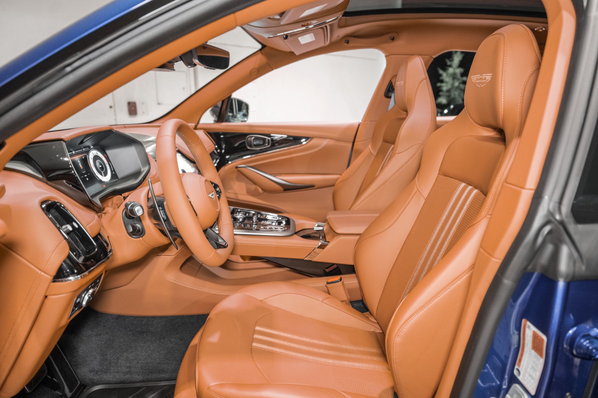 New 2026 Aston Martin DBX 707 AWD/4WD image 12