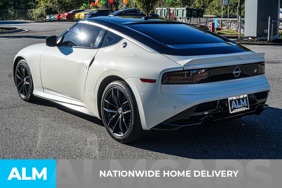 Used 2025 Nissan Z Performance w/ Floor Mat Package RWD image 4