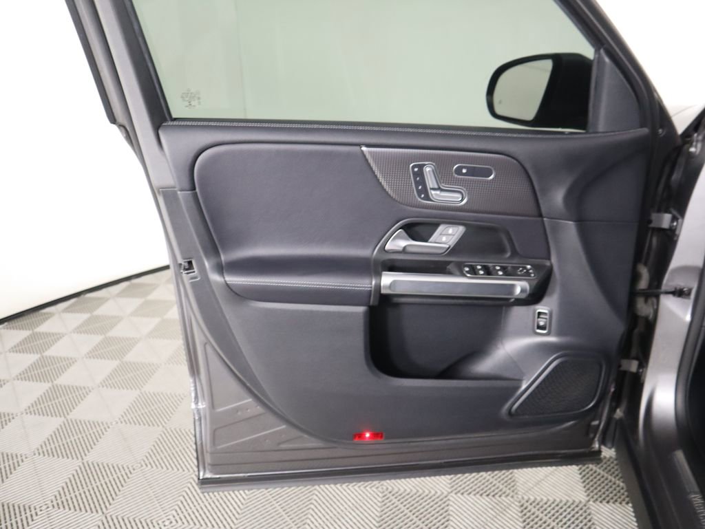Certified 2021 Mercedes-Benz GLB 250 GLB 250 image 24