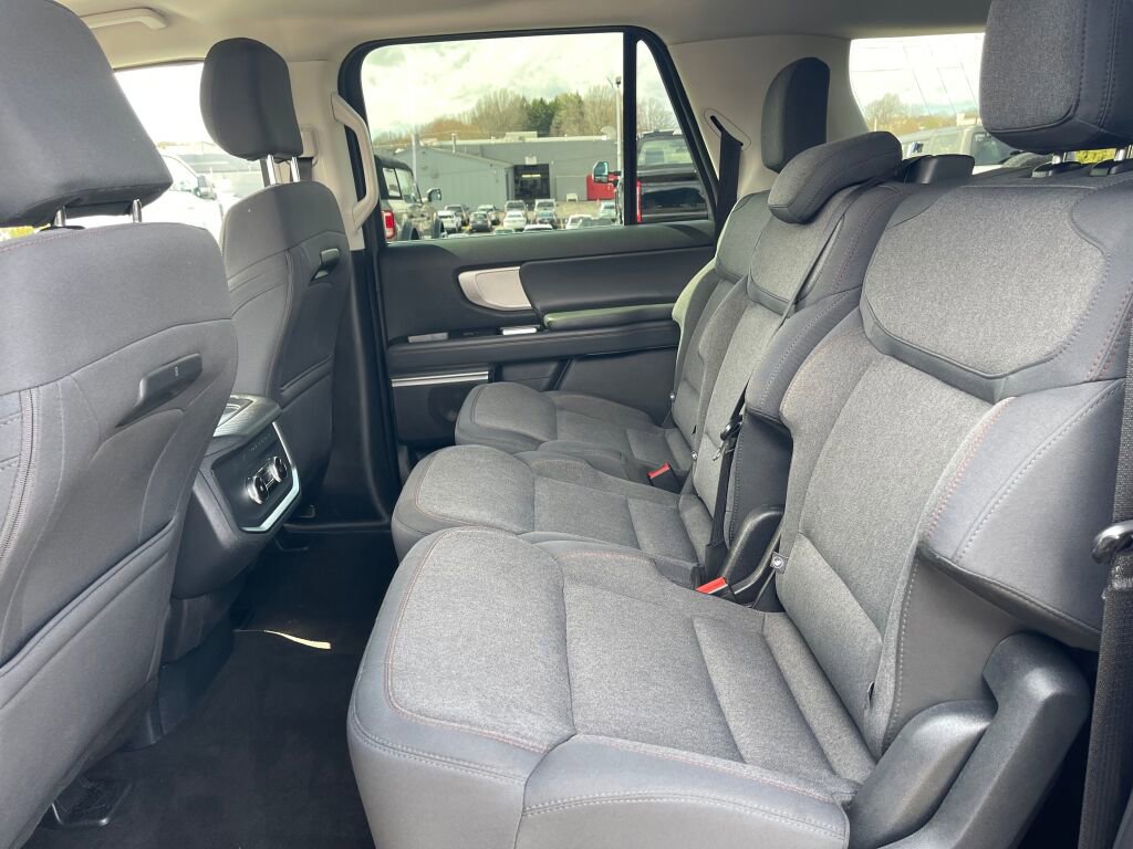 Certified 2025 Ford Expedition Max Active image 23