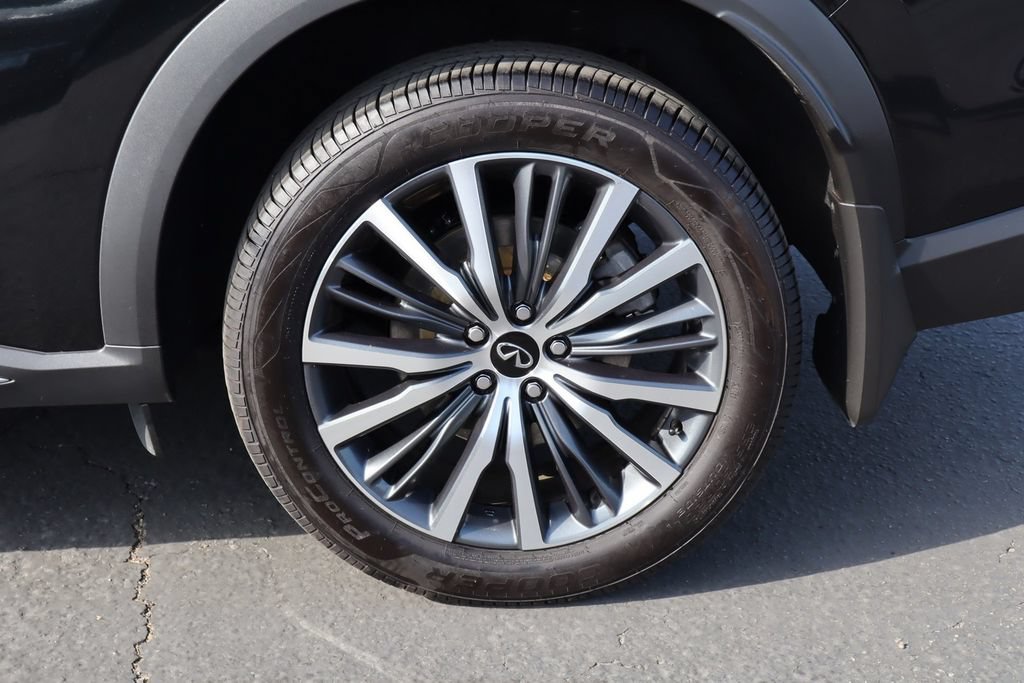 Used 2023 INFINITI QX60 Sensory AWD/4WD image 13