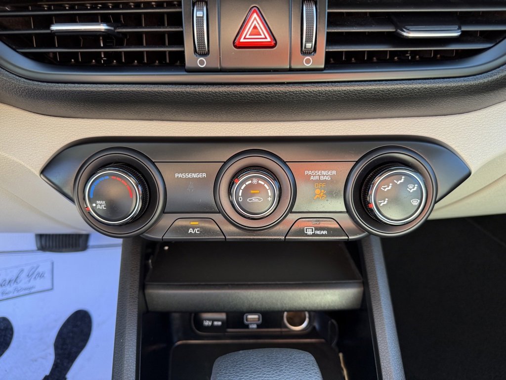 Used 2023 Kia Forte LXS w/ LXS Technology Package image 22