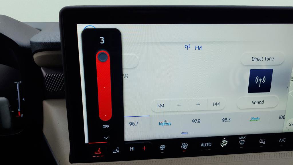 New 2026 Ford Maverick Lariat w/ 4K Tow Package image 28