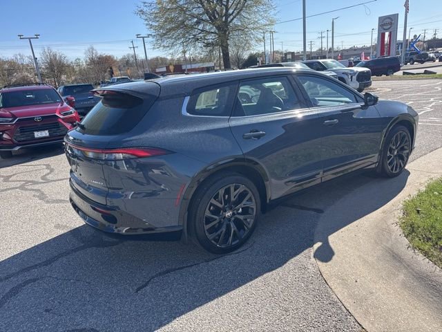 Used 2025 Toyota Crown Signia w/ Advanced Technology Package image 7