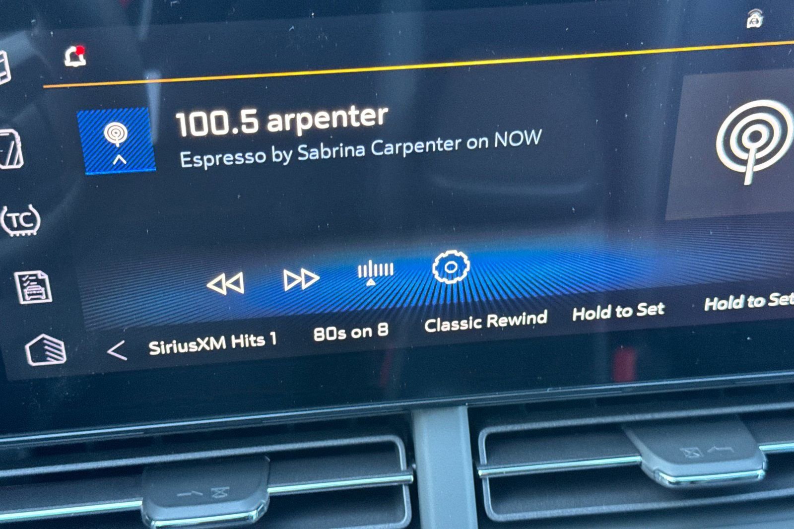 New 2026 Chevrolet Trax ACTIV w/ Driver Confidence Package image 17