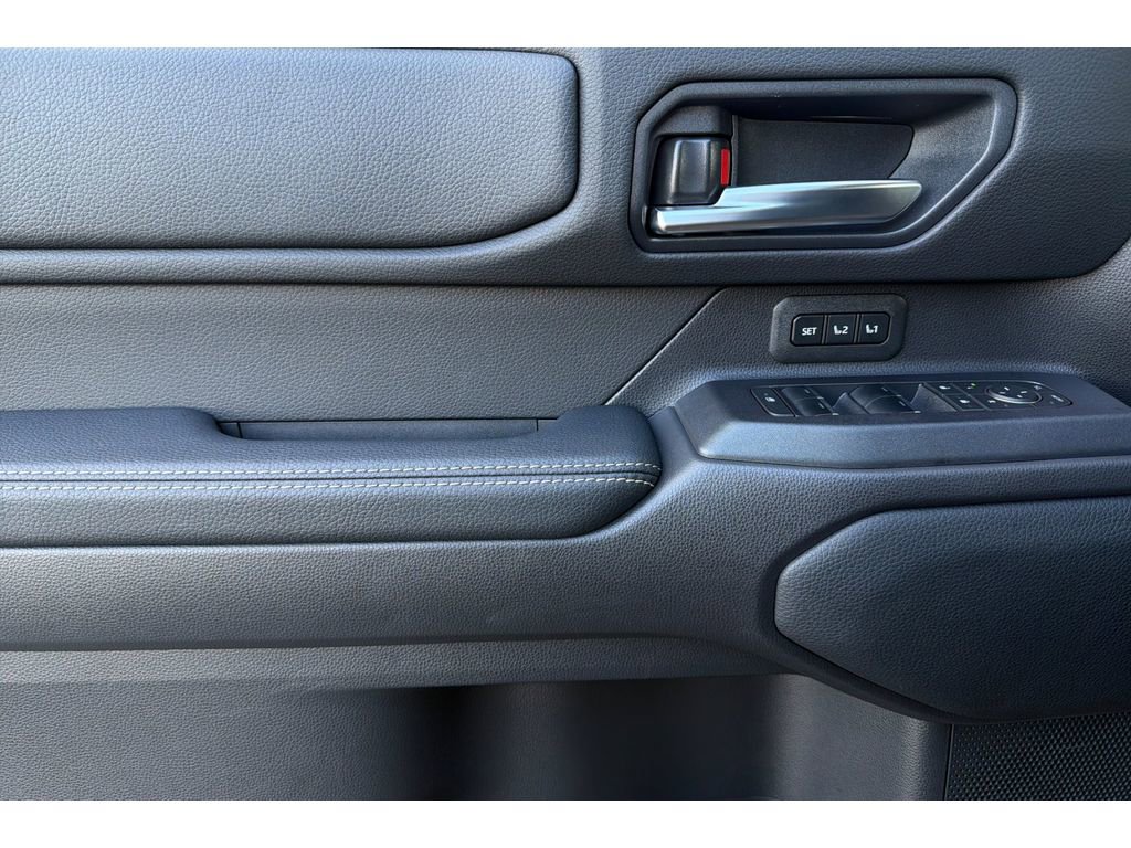 Used 2025 Toyota Land Cruiser w/ Premium Package AWD/4WD image 11