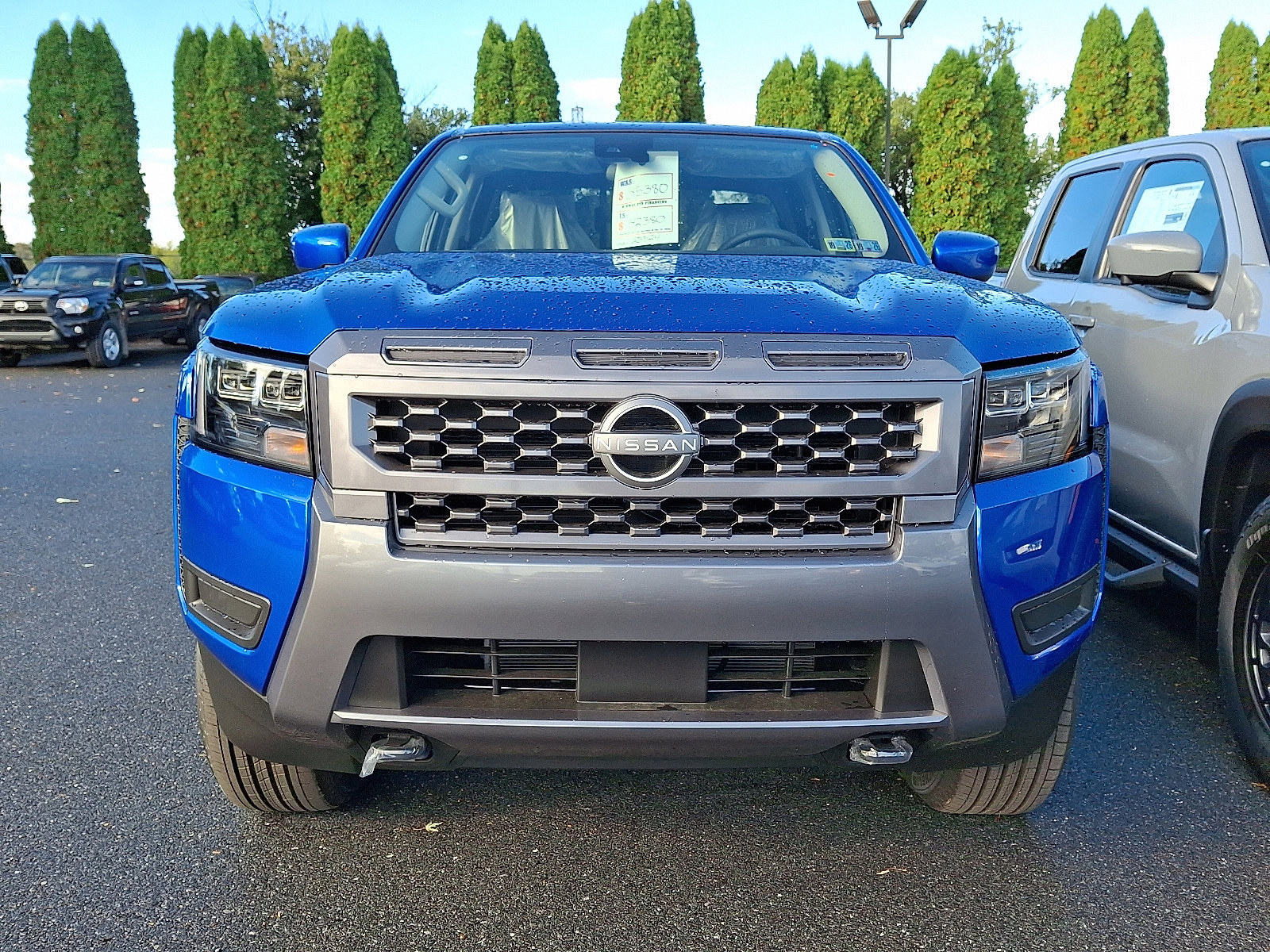 New 2026 Nissan Frontier SV w/ SV Convenience Package image 2