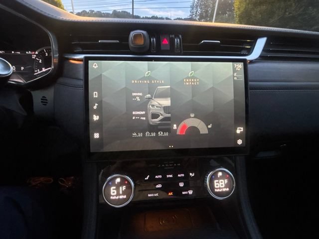 Used 2021 Jaguar F-PACE AWD/4WD image 26
