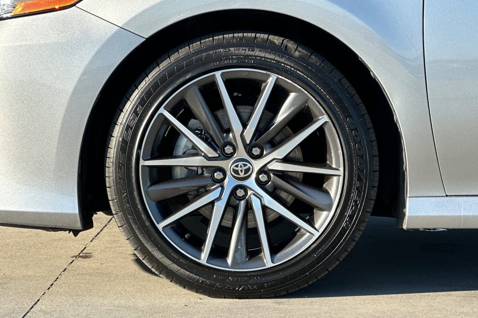 Used 2023 Toyota Camry XLE image 24