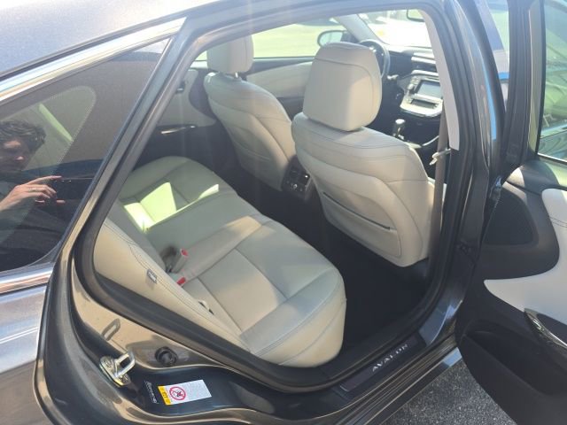 Used 2018 Toyota Avalon Limited FWD image 37
