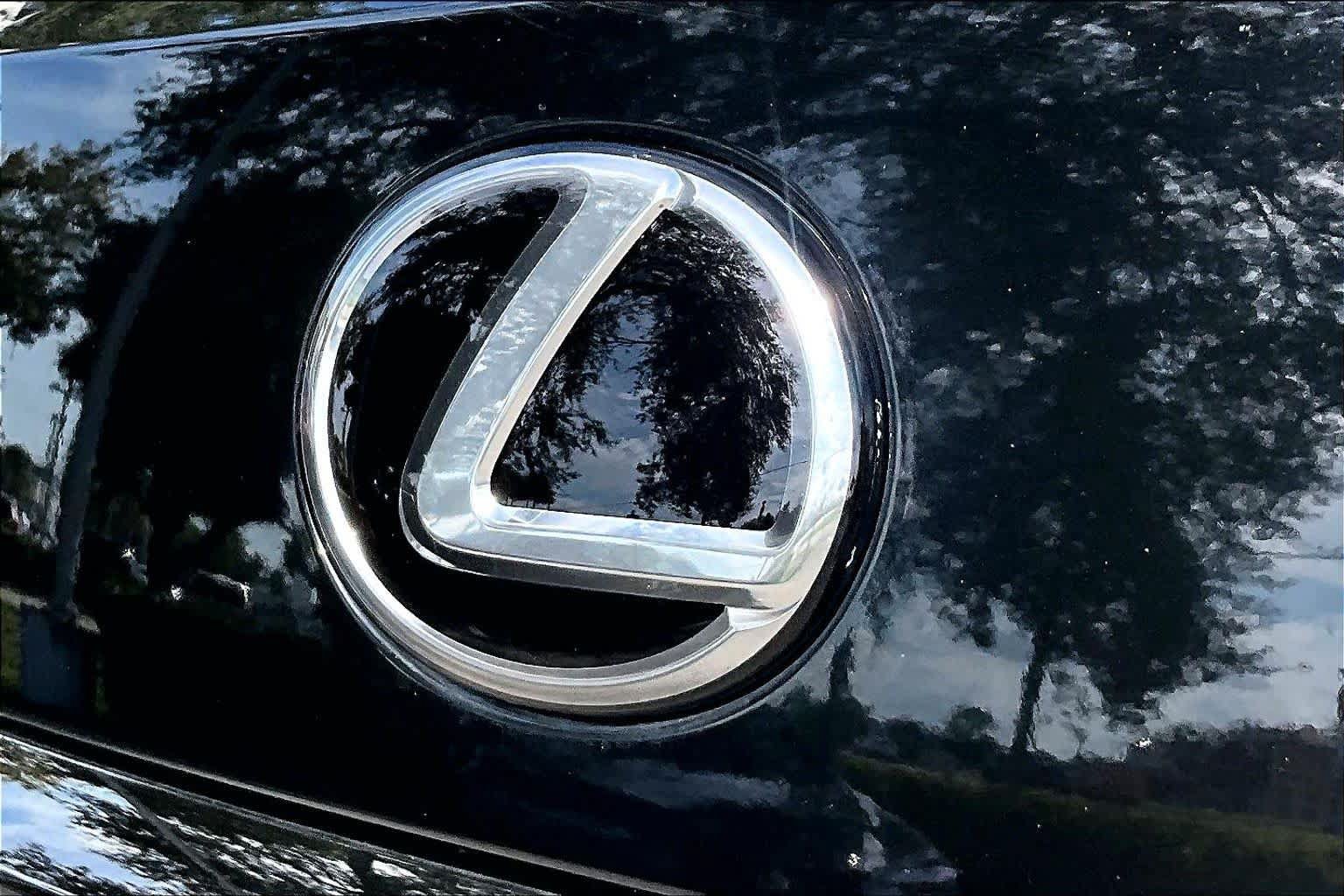 Used 2020 Lexus RX 350 F Sport w/ Accessory Package AWD/4WD image 31