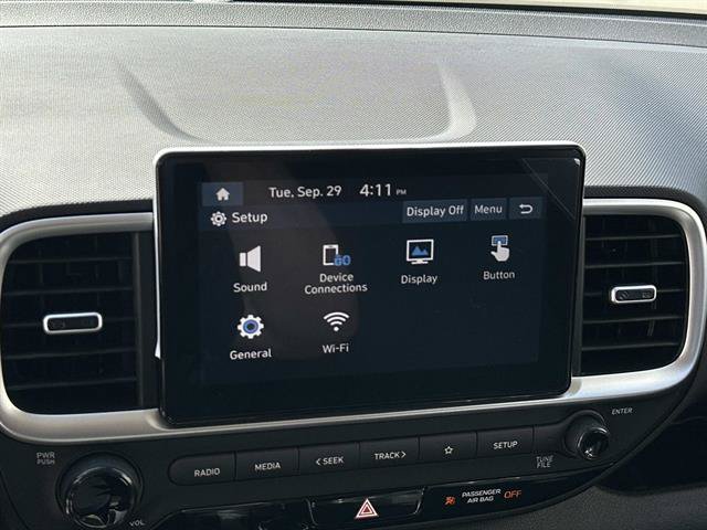 New 2026 Hyundai Venue SE FWD image 12