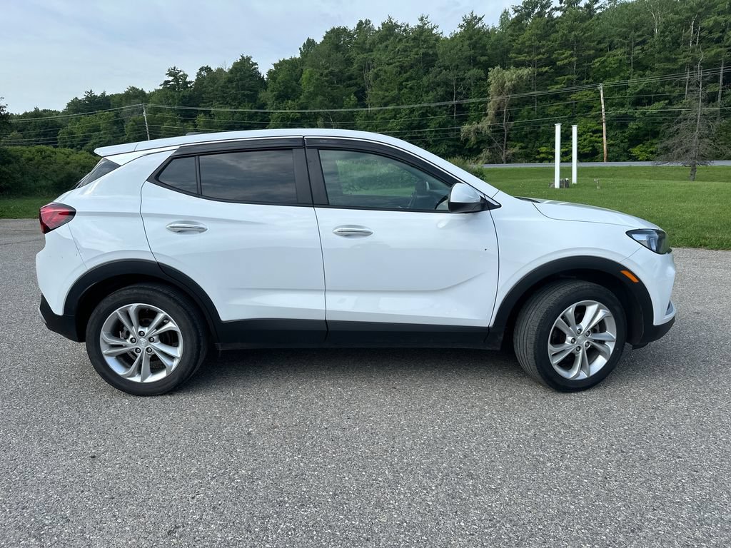 Used 2022 Buick Encore GX Preferred w/ Cold Weather Comfort Package AWD/4WD image 6