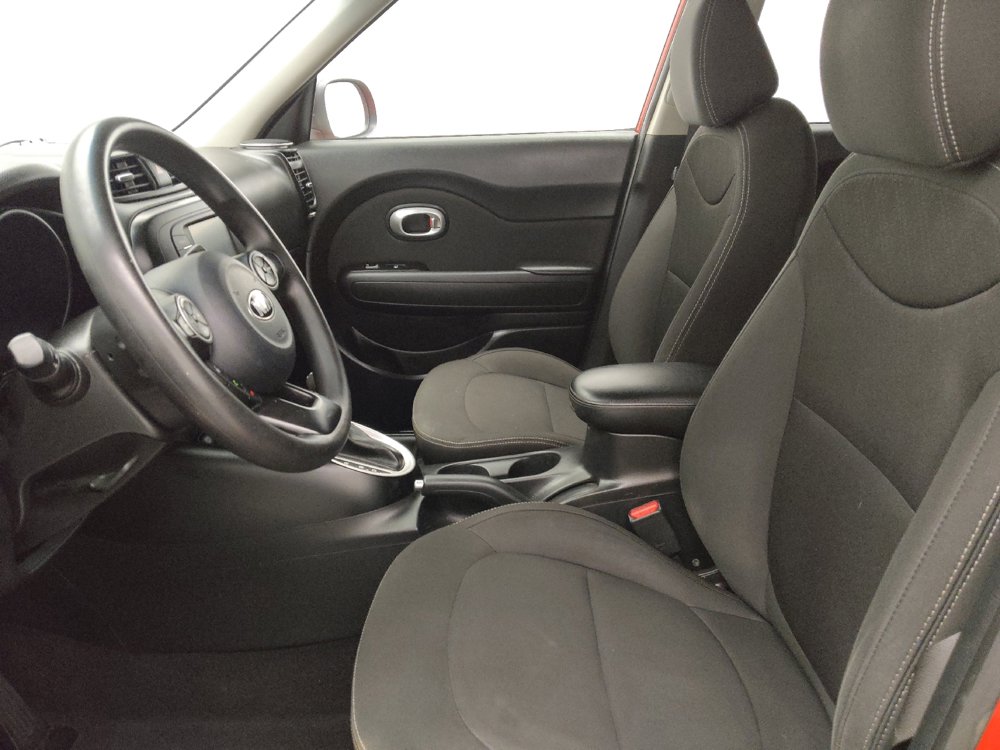 Used 2019 Kia Soul FWD image 17