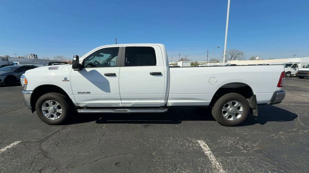 Used 2024 RAM 3500 Big Horn AWD/4WD image 5