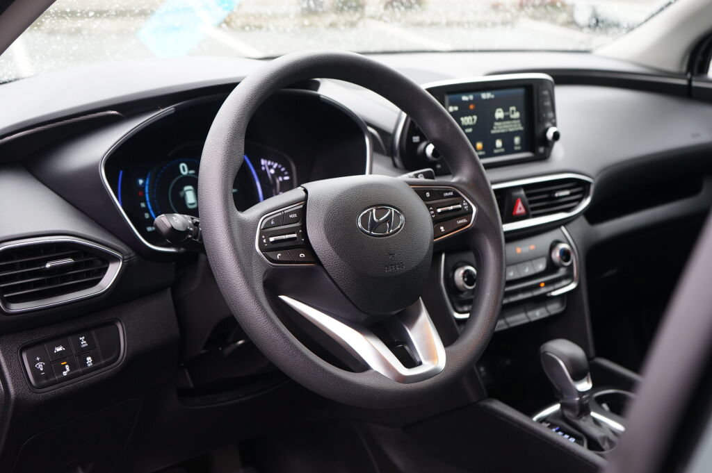 Used 2019 Hyundai Santa Fe SEL AWD/4WD image 9