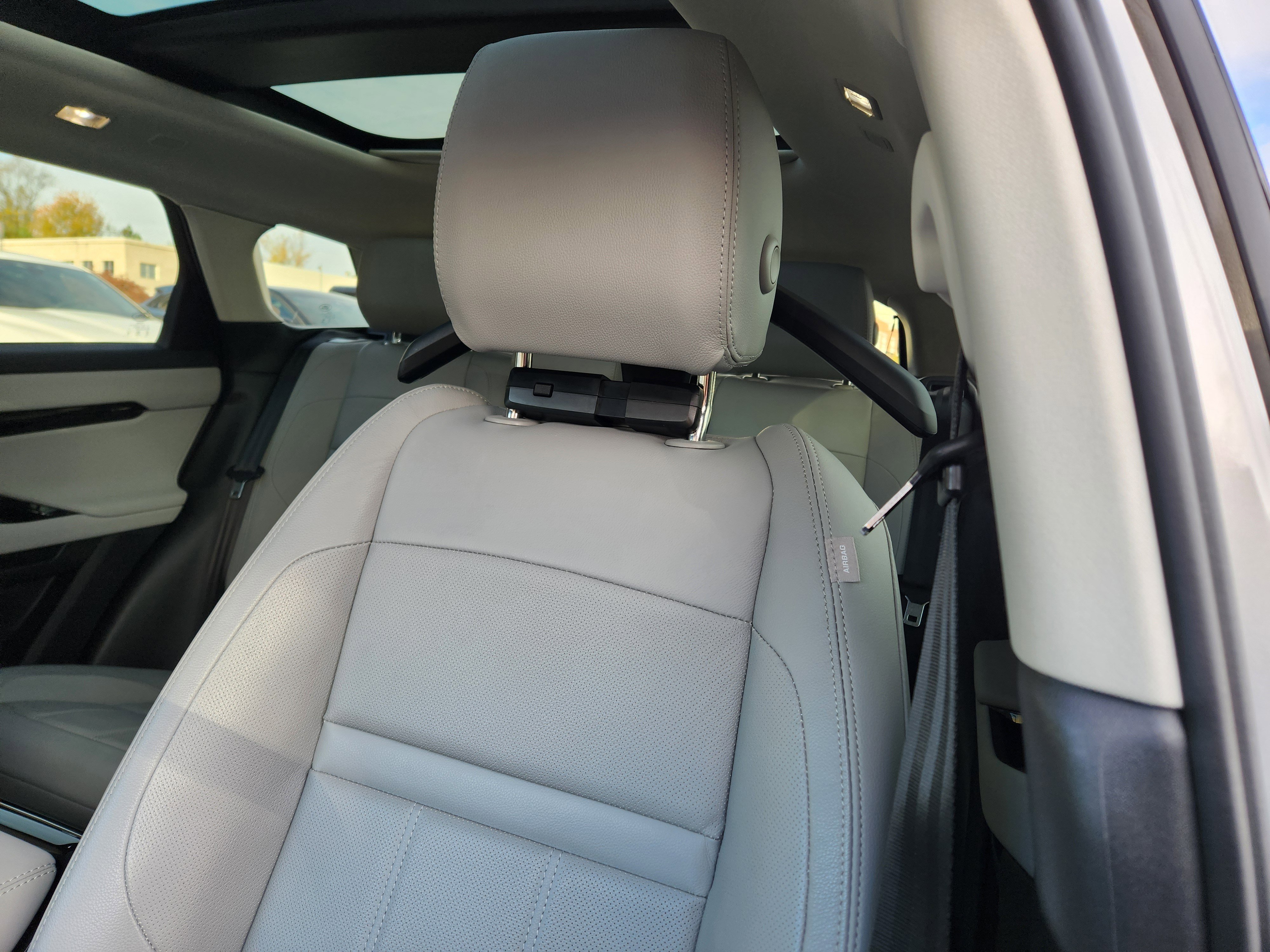 Certified 2025 Land Rover Range Rover Evoque S image 11