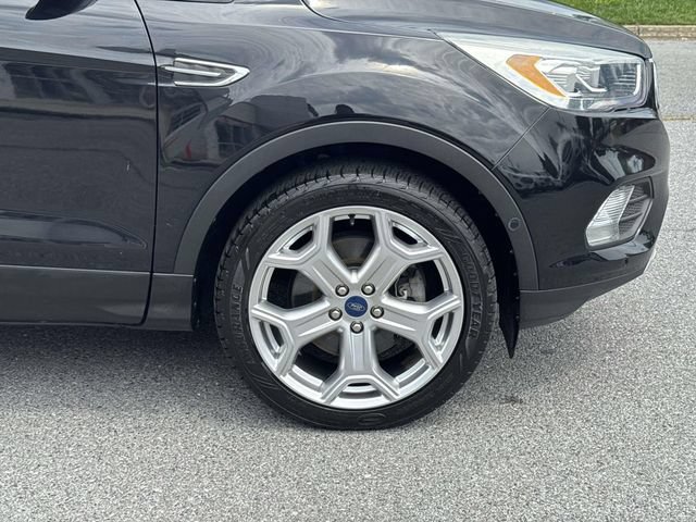 Used 2019 Ford Escape Titanium AWD/4WD image 9