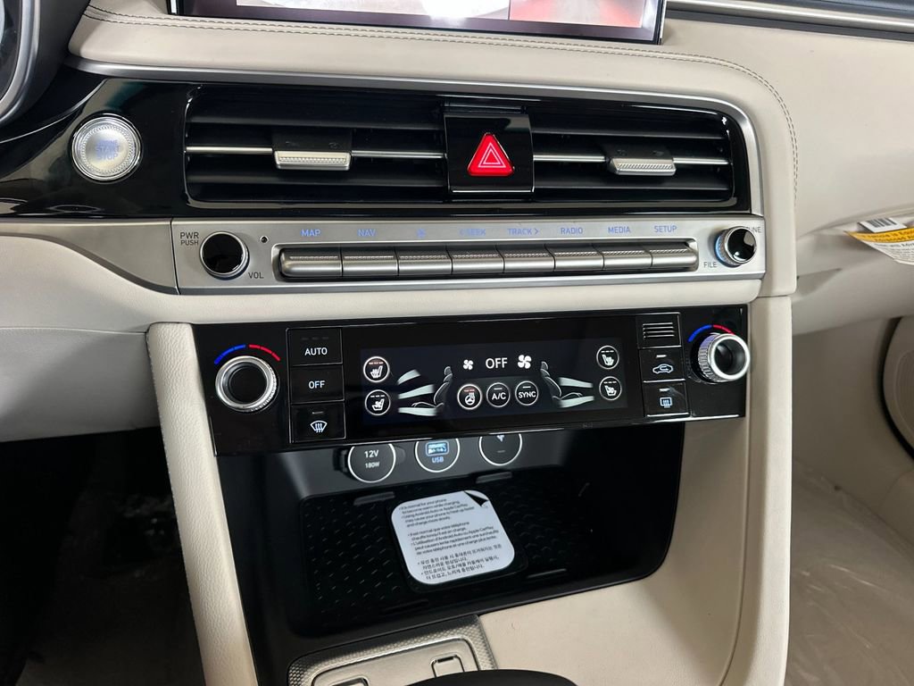 New 2026 Genesis G70 2.5T Prestige image 20