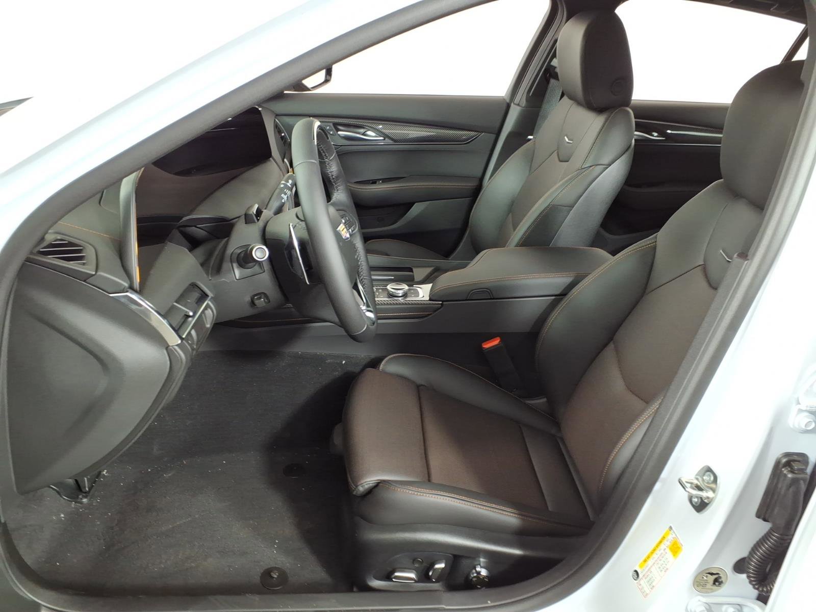 New 2026 Cadillac CT5 Sport w/ Technology Package image 4