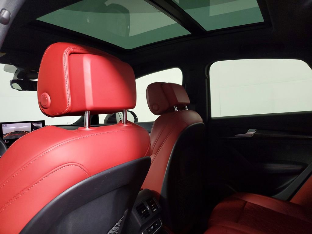 Used 2023 Audi SQ5 Premium Plus w/ Premium Plus Package image 13