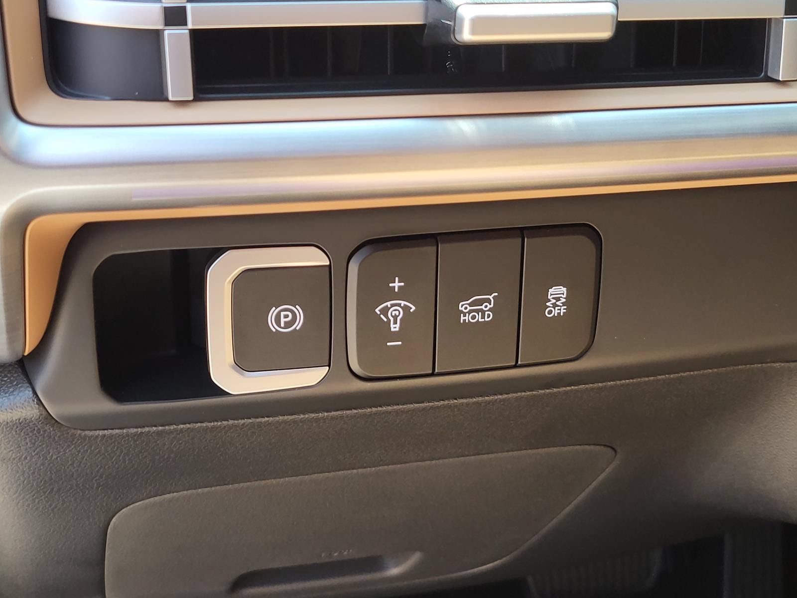 New 2027 Hyundai Santa Fe Limited FWD image 20