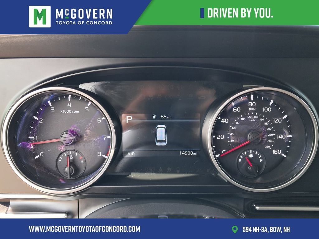 Used 2023 Kia Carnival LX FWD image 38