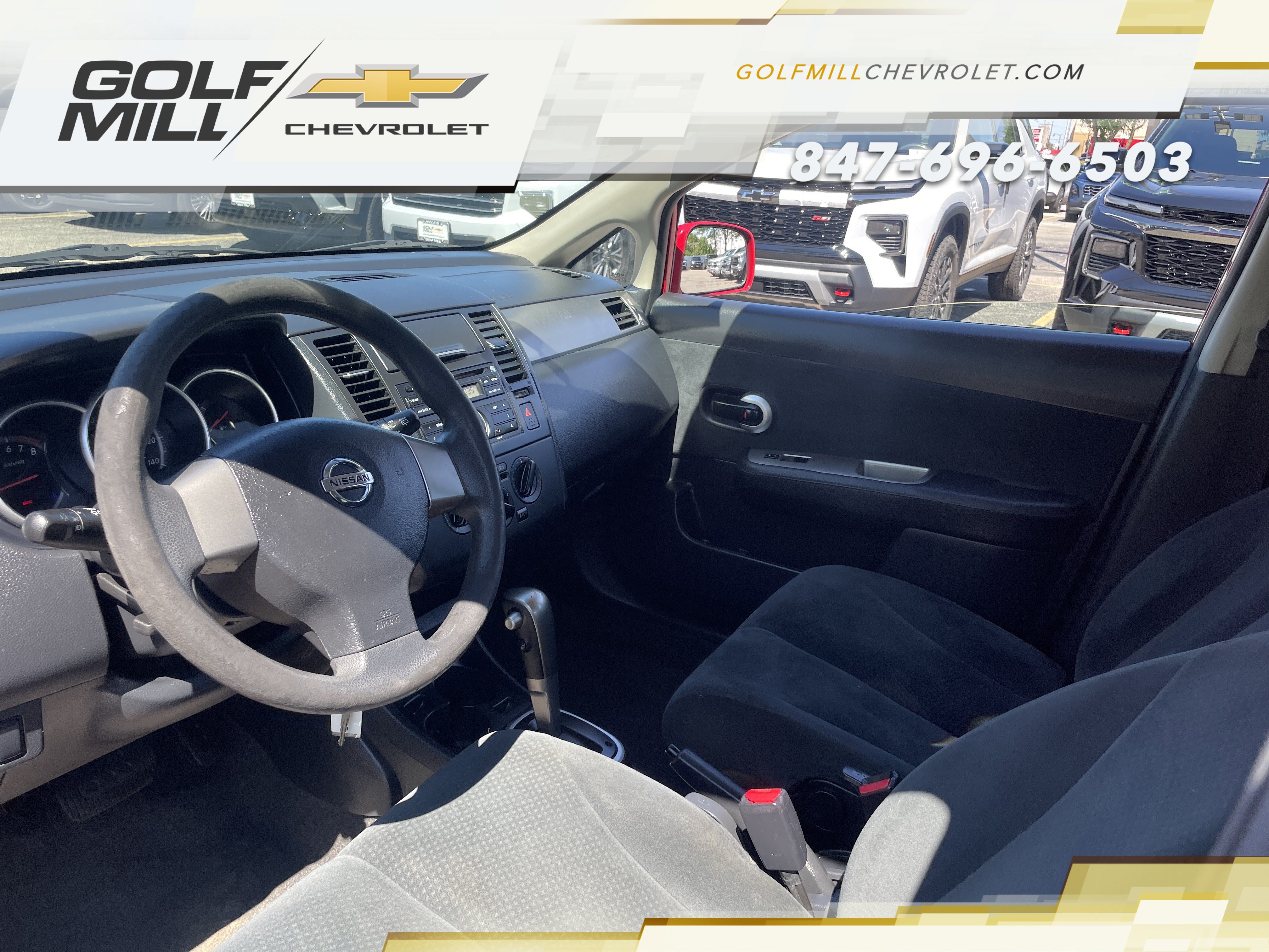 Used 2011 Nissan Versa 1.8 S FWD image 15