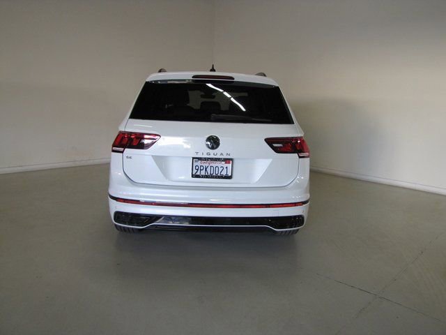 Used 2024 Volkswagen Tiguan SE R-Line image 24