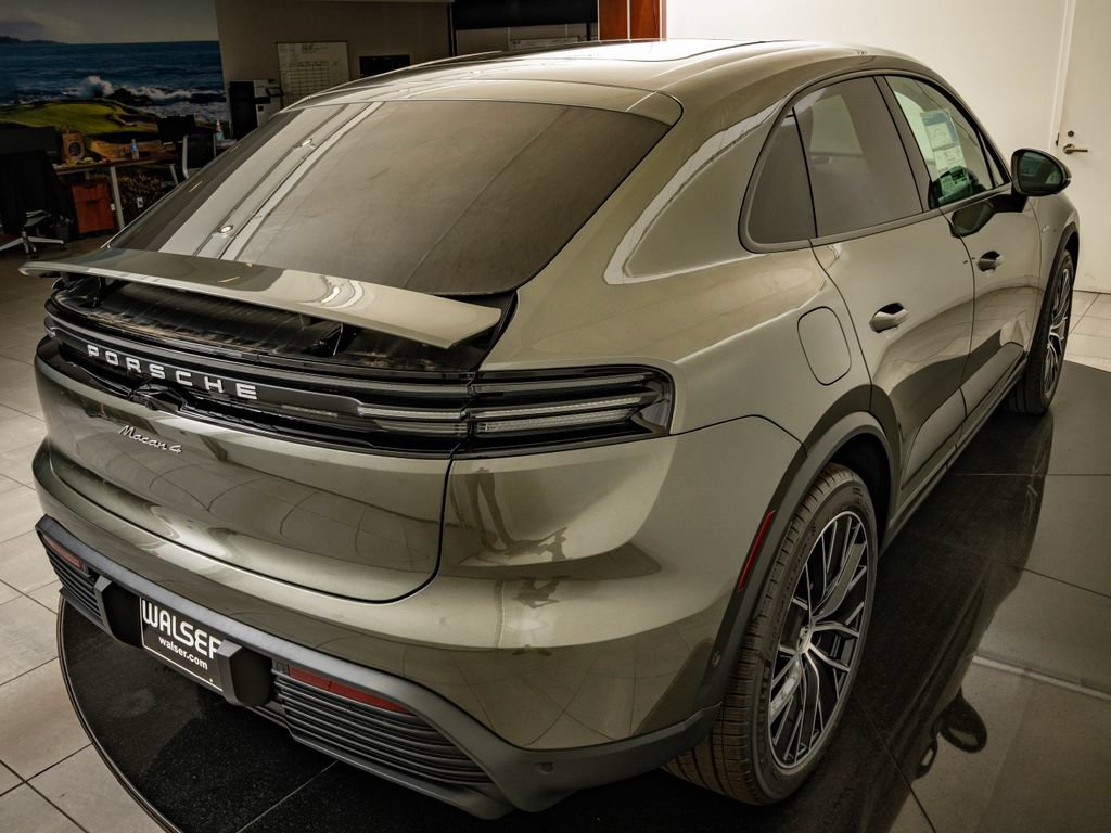 New 2026 Porsche Macan 4 Electric AWD/4WD image 55