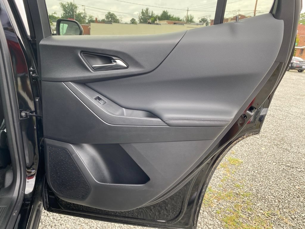 New 2026 Chevrolet Equinox LT w/ Convenience Package II FWD image 19