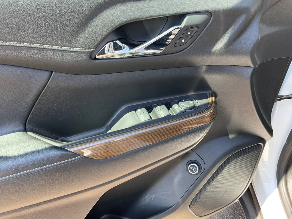Used 2019 GMC Acadia SLE AWD/4WD image 17