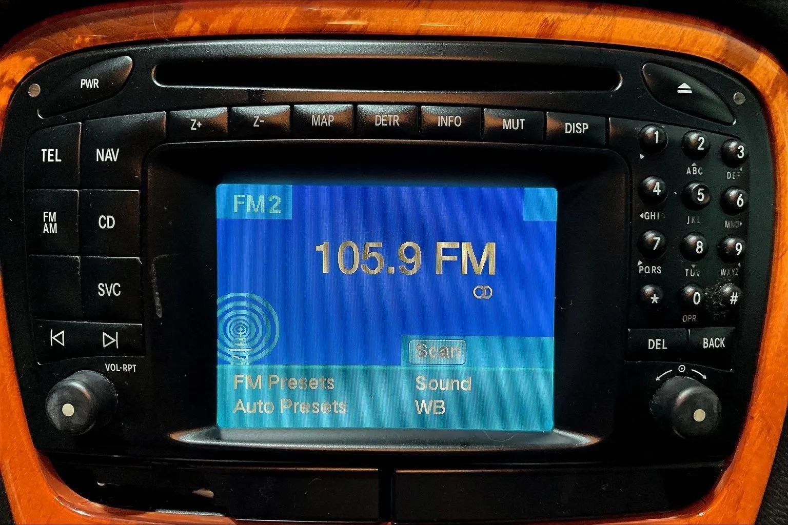 Used 2004 Mercedes-Benz SL 55 AMG image 13