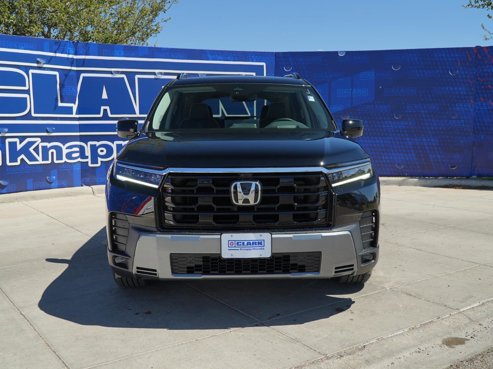 New 2026 Honda Pilot Elite image 2