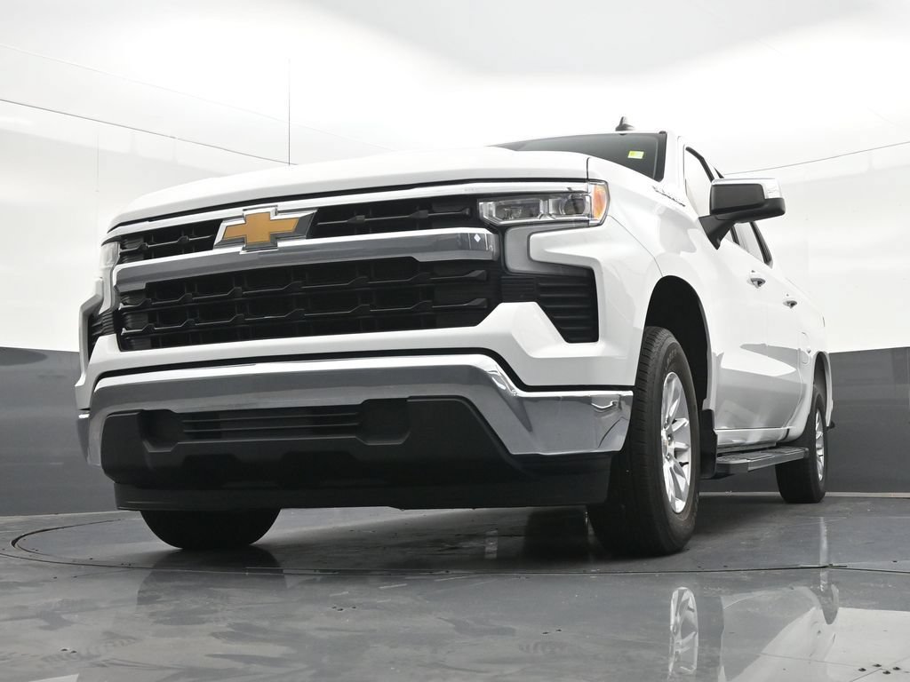 Used 2024 Chevrolet Silverado 1500 LT RWD image 31