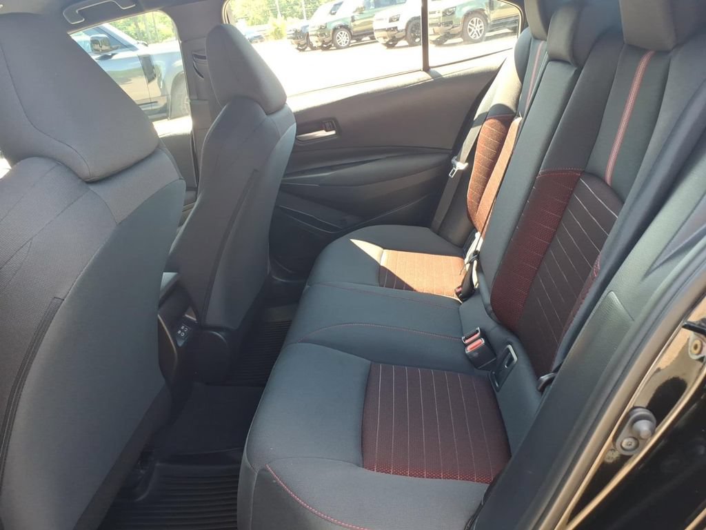 Used 2026 Toyota Corolla SE w/ SE Package FWD image 16