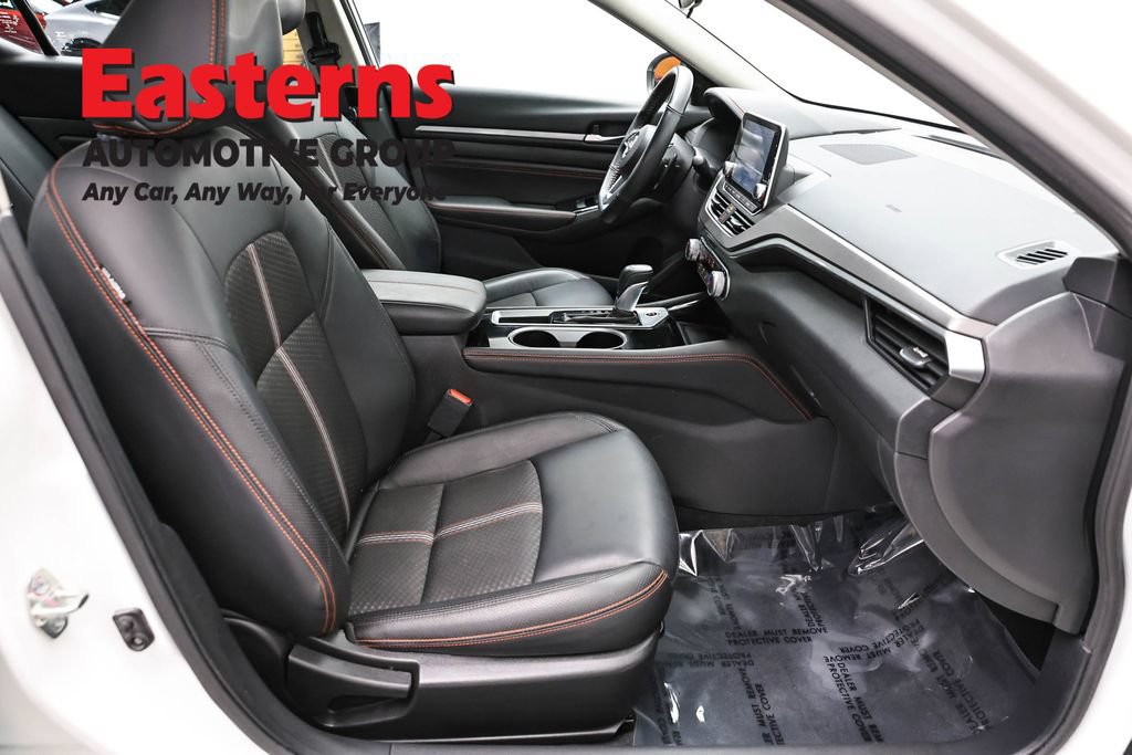 Used 2023 Nissan Altima 2.5 SR FWD image 24