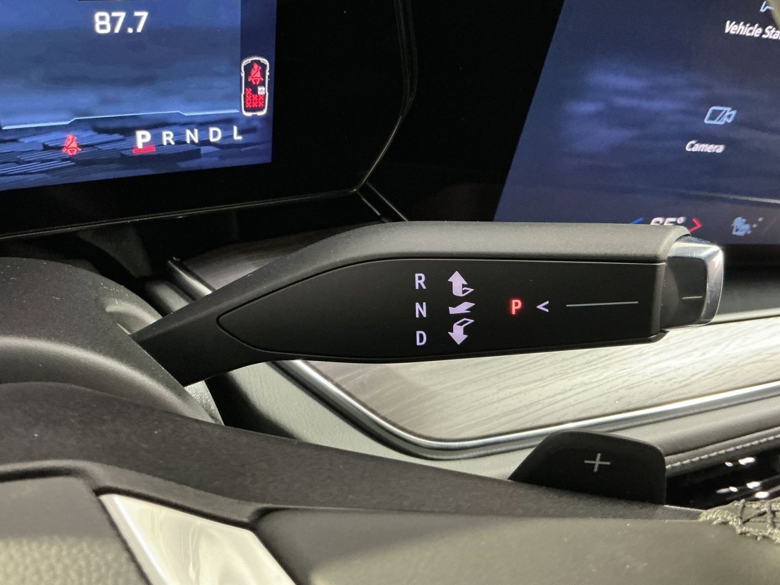 New 2026 Chevrolet Suburban Z71 image 30