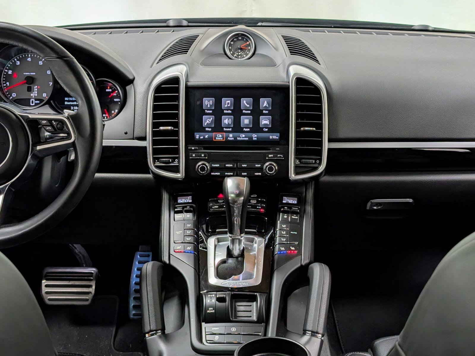 Used 2018 Porsche Cayenne S AWD/4WD image 26