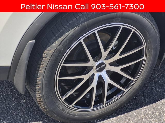 Certified 2024 Nissan Murano SV w/ SV Midnight Edition Package FWD image 7