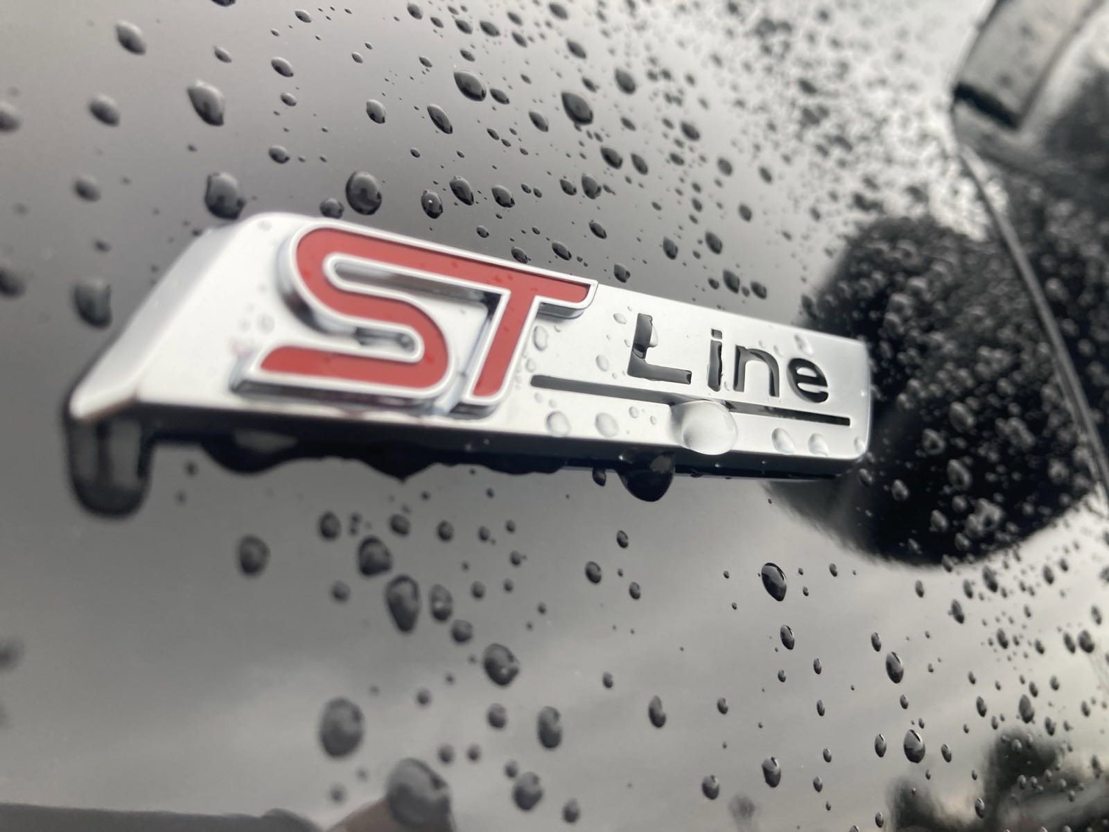 New 2024 Ford Escape ST-Line Select w/ Tech Pack #2 image 15