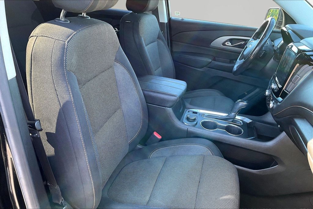 Used 2018 Chevrolet Traverse LT AWD/4WD image 32