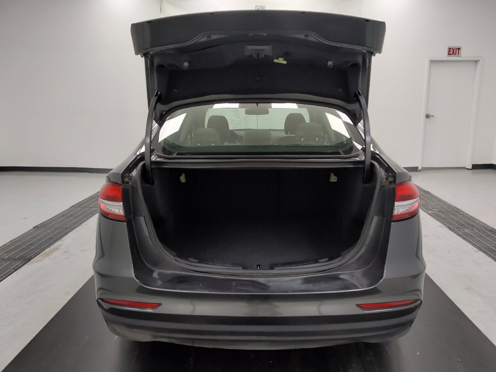 Used 2020 Ford Fusion S FWD image 29